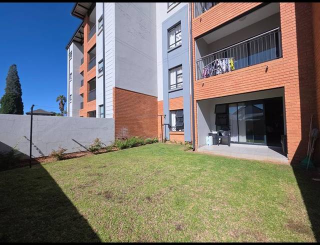 2 BEDROOM PROPERTY TO RENT IN GLEN MARAIS